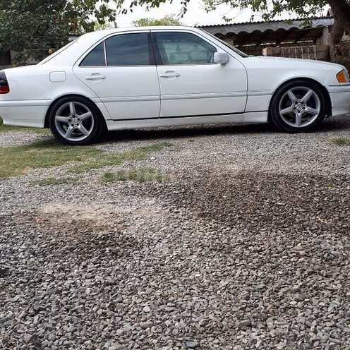 Mercedes C 230 1998, 232,774 km - 2.3 l - Kürdəmir