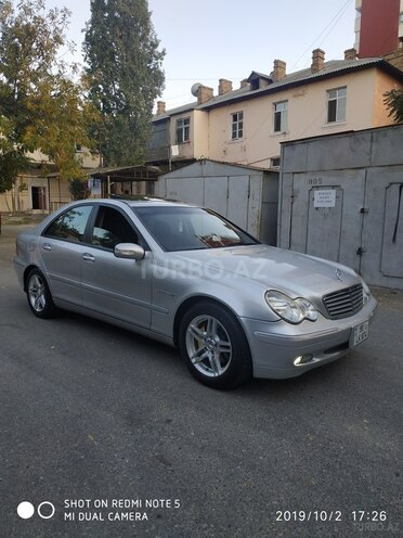 Mercedes C 200 2001, 320,000 km - 2.0 л - Bakı