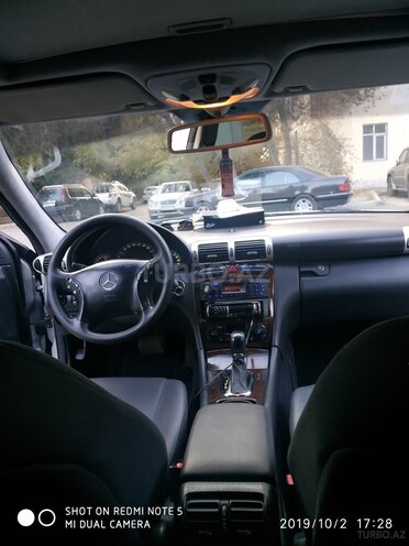 Mercedes C 200 2001, 320,000 km - 2.0 л - Bakı