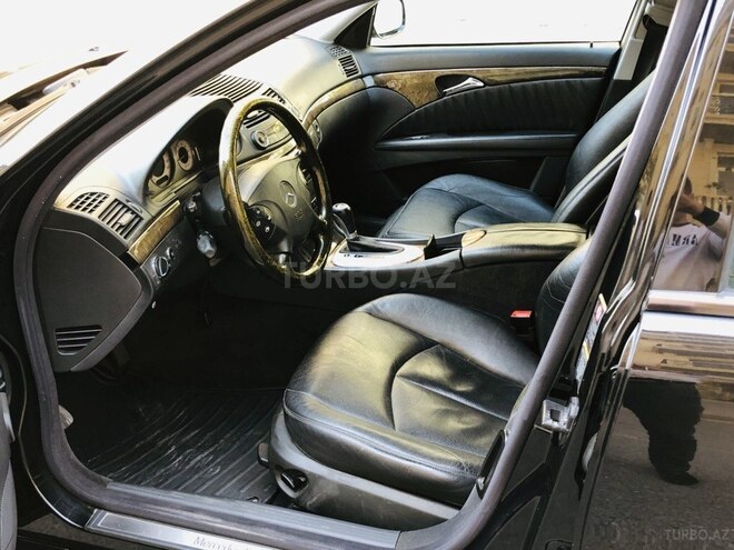 Mercedes E 320 2003, 270,000 km - 3.2 l - Bakı