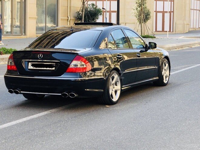 Mercedes E 320 2003, 270,000 km - 3.2 l - Bakı