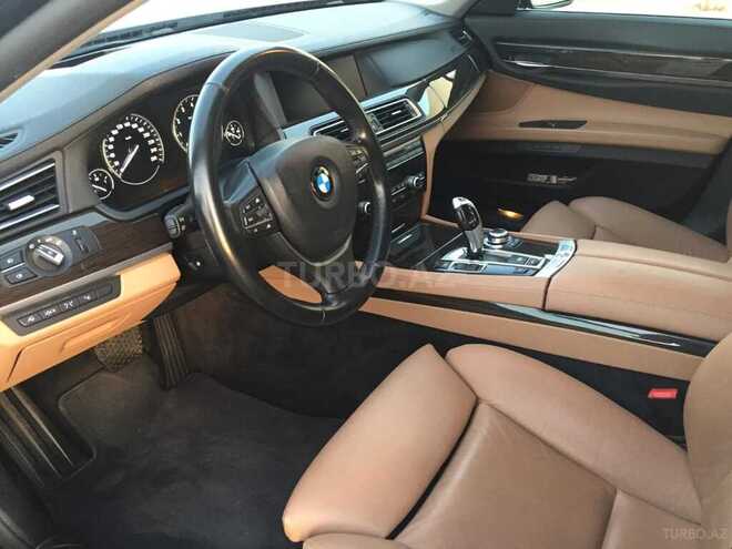 BMW 740 2010, 150,000 km - 3.0 л - Bakı