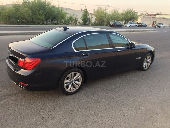 BMW 740 2010, 150,000 km - 3.0 л - Bakı