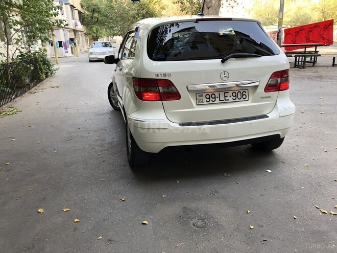Mercedes B 180 2010, 82,500 km - 1.7 l - Bakı
