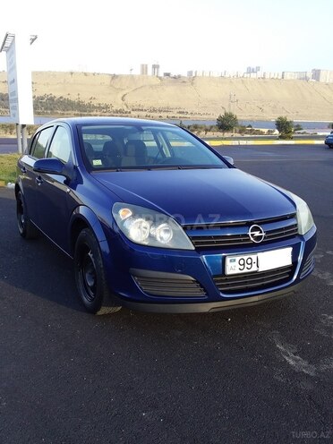 Opel Astra 2004, 135,000 km - 1.4 l - Bakı