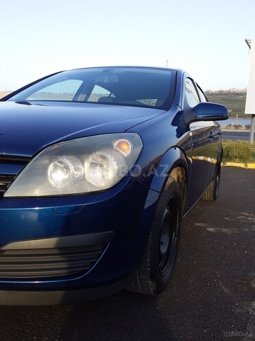 Opel Astra 2004, 135,000 km - 1.4 l - Bakı