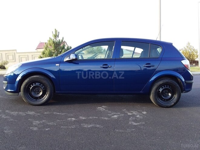 Opel Astra 2004, 135,000 km - 1.4 l - Bakı