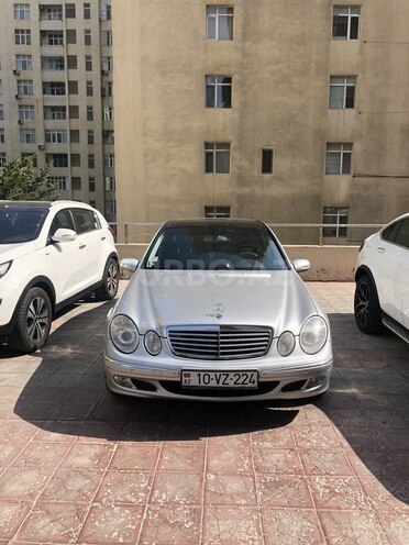 Mercedes E 240 2003, 187,000 km - 2.6 л - Bakı