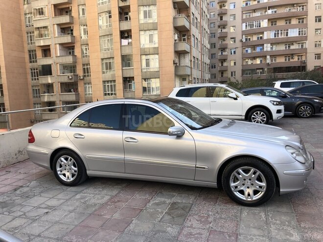 Mercedes E 240 2003, 187,000 km - 2.6 л - Bakı