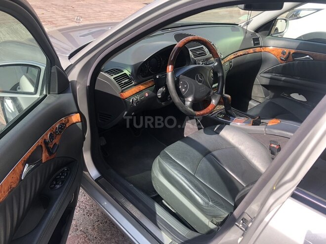Mercedes E 240 2003, 187,000 km - 2.6 л - Bakı