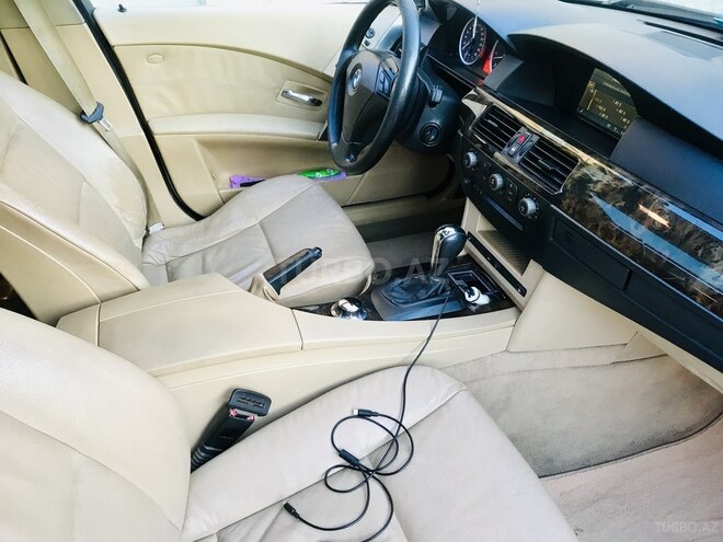 BMW 530 2003, 203,000 km - 3.0 л - Bakı