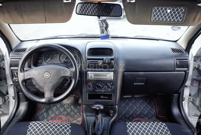 Opel Vectra 1999, 192,000 km - 1.6 l - Bakı