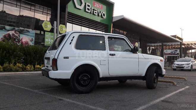 LADA (VAZ) Niva 2001, 125,000 km - 1.7 l - Yardımlı