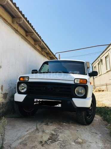 LADA (VAZ) Niva 2001, 125,000 km - 1.7 l - Yardımlı