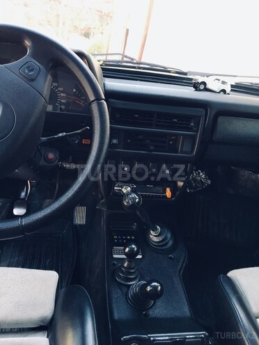 LADA (VAZ) Niva 2001, 125,000 km - 1.7 l - Yardımlı