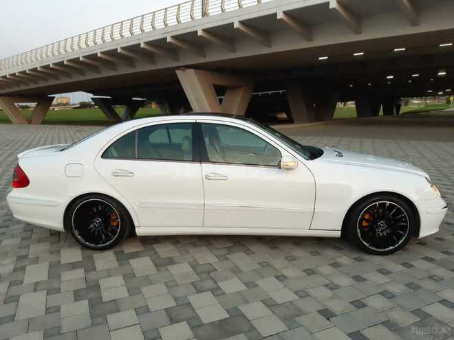 Mercedes E 320 2002, 240,000 km - 3.2 l - Bakı