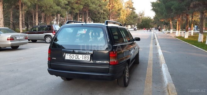 Opel Astra 1995, 420,000 km - 1.6 l - Sumqayıt