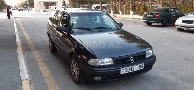 Opel Astra 1995, 420,000 km - 1.6 l - Sumqayıt