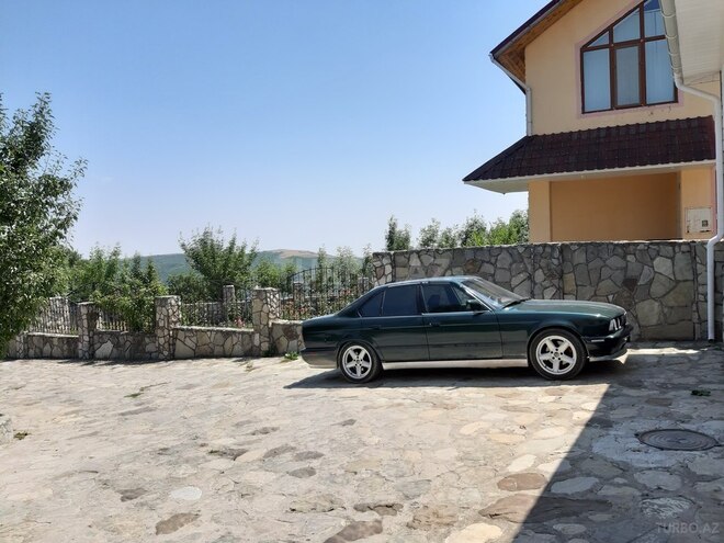 BMW 520 1991, 378,000 km - 2.0 l - Bakı