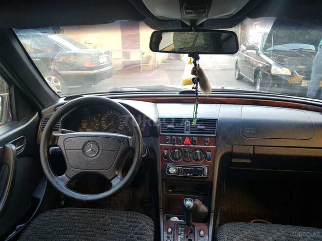 Mercedes C 240 1998, 265,000 km - 2.4 l - Bakı