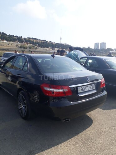Mercedes C 200 2011, 241,500 km - 1.8 л - Bakı
