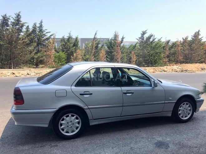 Mercedes C 240 1999, 140,000 km - 2.4 л - Bakı
