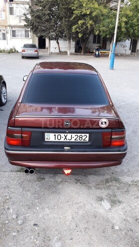 Opel Vectra 1994, 290,000 km - 2.0 l - Bakı