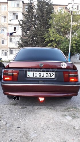 Opel Vectra 1994, 290,000 km - 2.0 l - Bakı