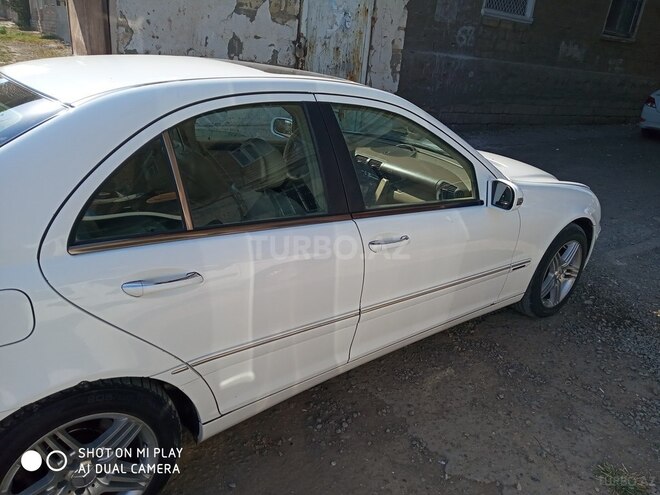 Mercedes C 240 2002, 260,000 km - 2.6 л - Gəncə