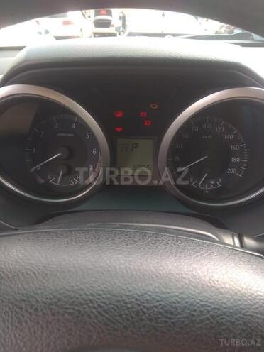 Toyota Prado 2011, 5,700 km - 2.7 л - Bakı
