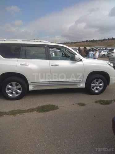 Toyota Prado 2011, 5,700 km - 2.7 л - Bakı