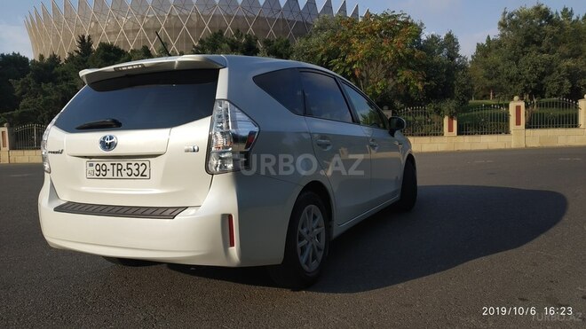 Toyota Prius V 2012, 169,000 km - 1.8 л - Bakı