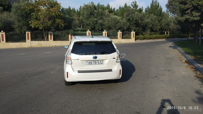 Toyota Prius V 2012, 169,000 km - 1.8 л - Bakı