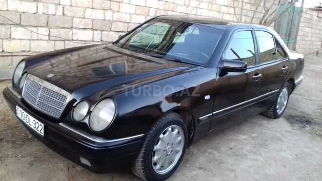 Mercedes E 230 1997, 338,000 km - 2.3 l - Bakı