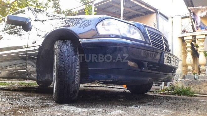Mercedes C 200 1998, 300,000 km - 2.0 l - Bakı