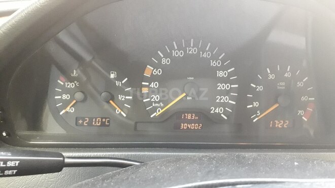 Mercedes C 200 1998, 300,000 km - 2.0 l - Bakı