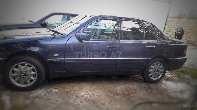 Mercedes C 200 1998, 300,000 km - 2.0 l - Bakı