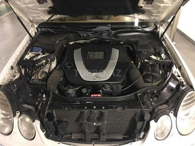 Mercedes E 350 2006, 230,000 km - 3.5 l - Bakı