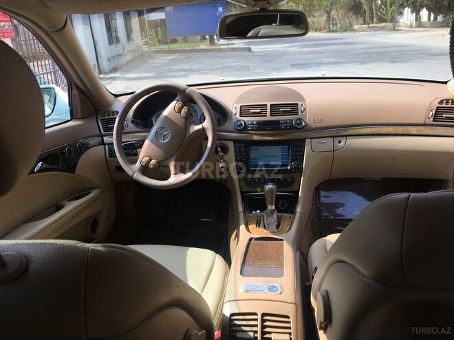 Mercedes E 350 2006, 230,000 km - 3.5 l - Bakı