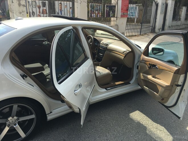Mercedes E 350 2006, 230,000 km - 3.5 l - Bakı