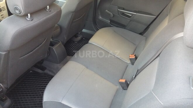 Opel Astra 2010, 169,000 km - 1.3 l - Xırdalan