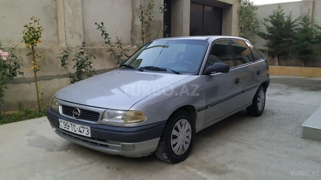 Opel Astra 1995, 361,000 km - 1.6 l - Bakı