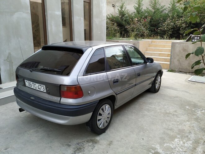 Opel Astra 1995, 361,000 km - 1.6 l - Bakı