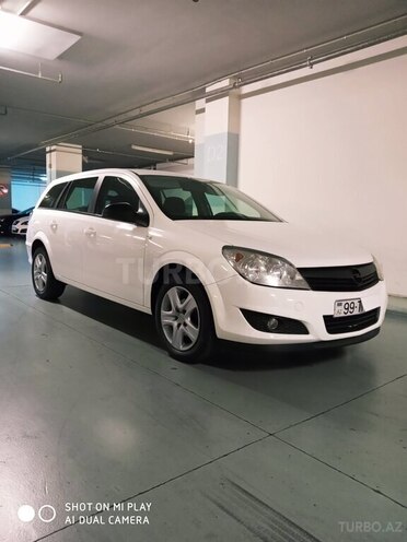 Opel Astra 2010, 168,000 km - 1.3 l - Bakı