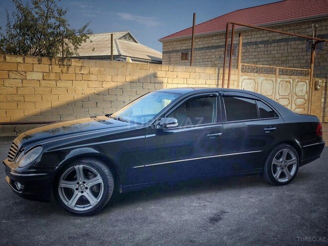 Mercedes E 320 2004, 250,000 km - 3.2 l - Bakı