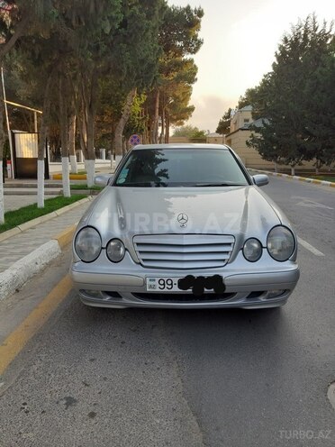 Mercedes E 240 2000, 250,000 km - 2.4 l - Bakı