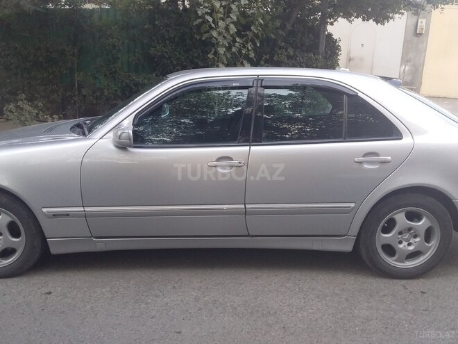 Mercedes E 270 2001, 400,200 km - 2.7 l - Gəncə