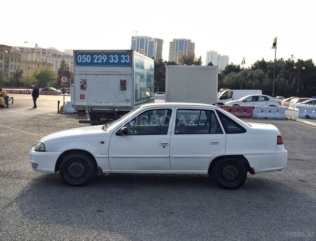 Daewoo Nexia 2009, 370,000 km - 1.5 l - Bakı
