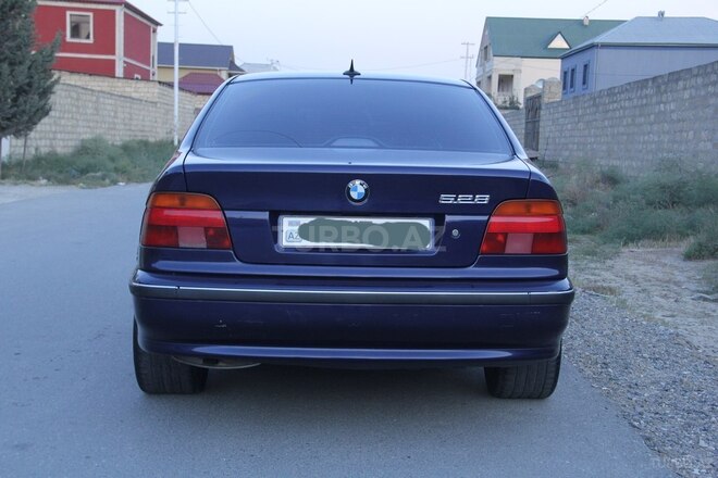BMW 520 1998, 396,000 km - 2.0 l - Sumqayıt