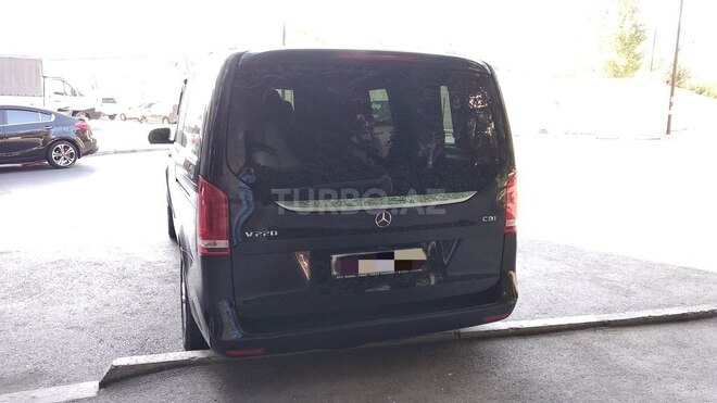 Mercedes V 220 2014, 148,500 km - 2.2 л - Bakı